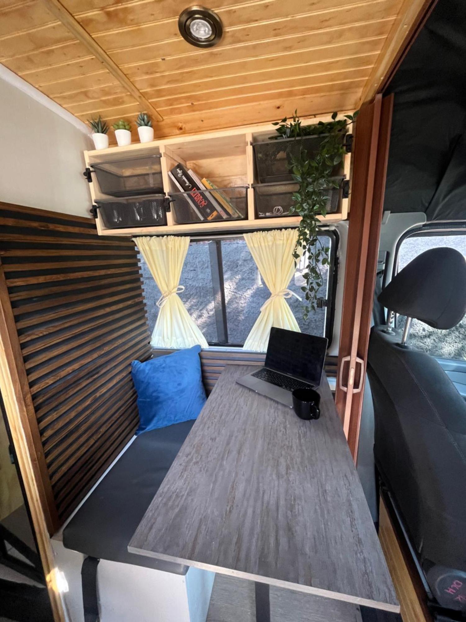 Acampamento Campervan Totalmente Equipada - Casarodante - Motorhome